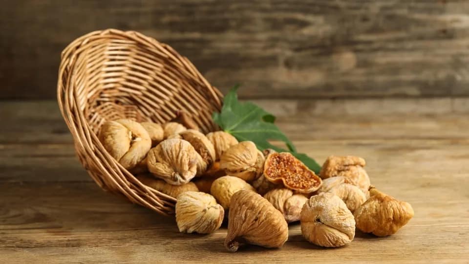 تصویر 4 از انجیر خشک برای قند خون با منبع طبیعی فیبر و مواد معدنی